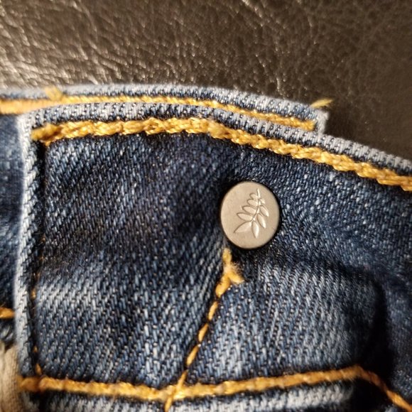 Rag & Bone 9" Skinny Distressed Blue Jeans - Picture 13 of 13